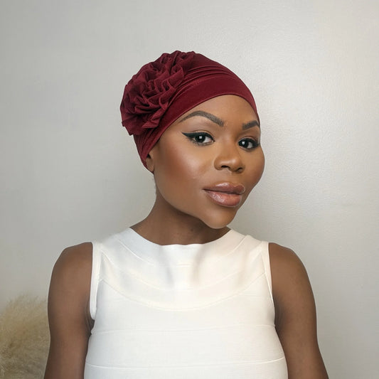Turban Camilla – mysig med ros på sidan, färg Vinröd