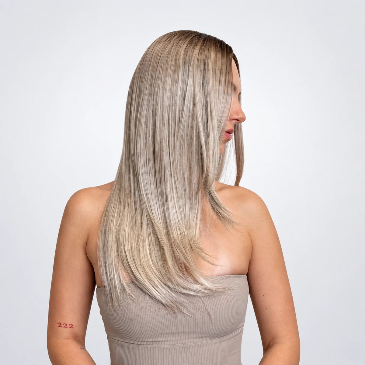Alva Vegan Syntetisk Peruk – Mono Part, Ash Blonde