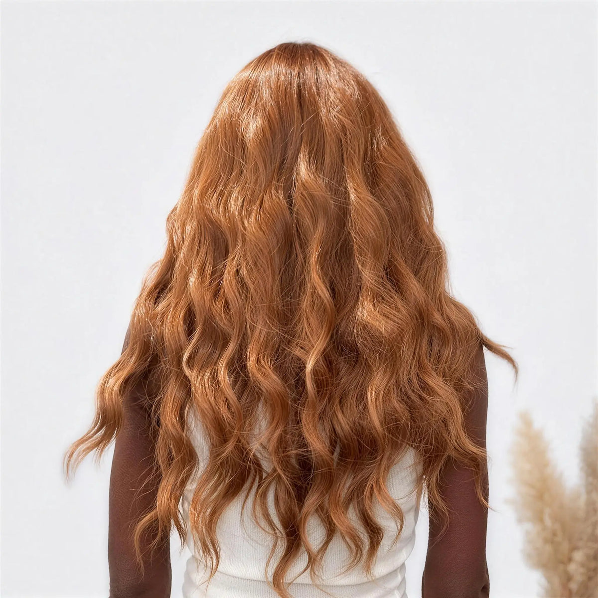Angela Vegan Syntetisk Peruk – Lace Front Plus