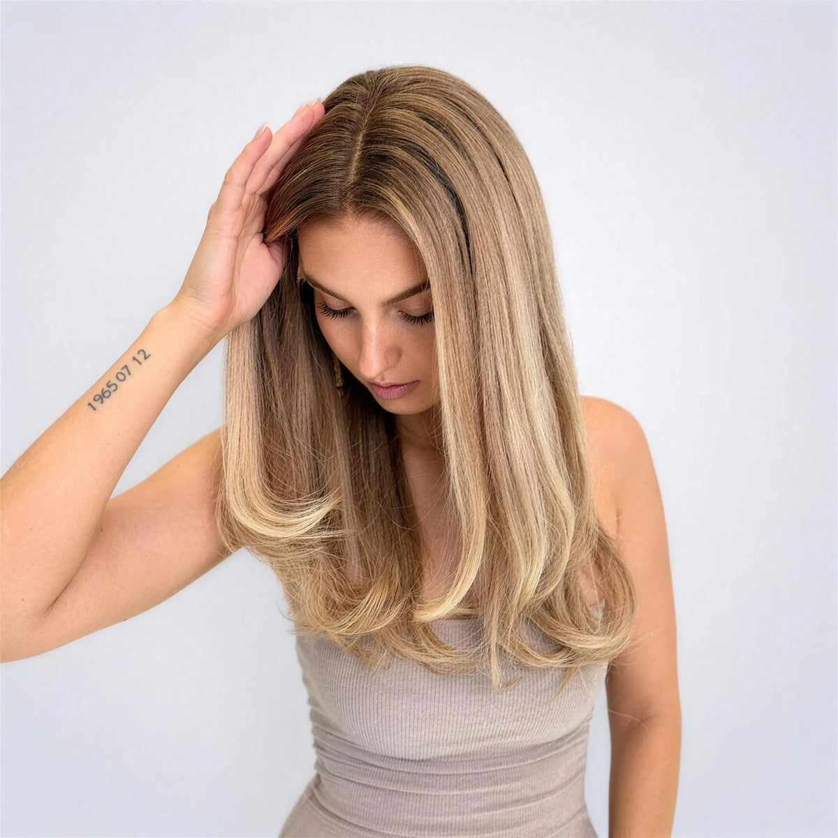 Belle Lace Front Plus – Natural ash blonde