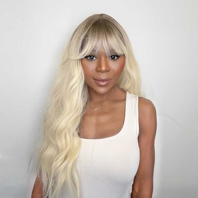 Chantelle Klassisk Syntetperuk med lugg - Fairwithhair