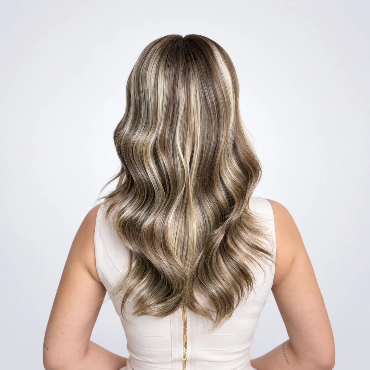 Love Vegan Syntetisk Peruk – Lace Front Plus