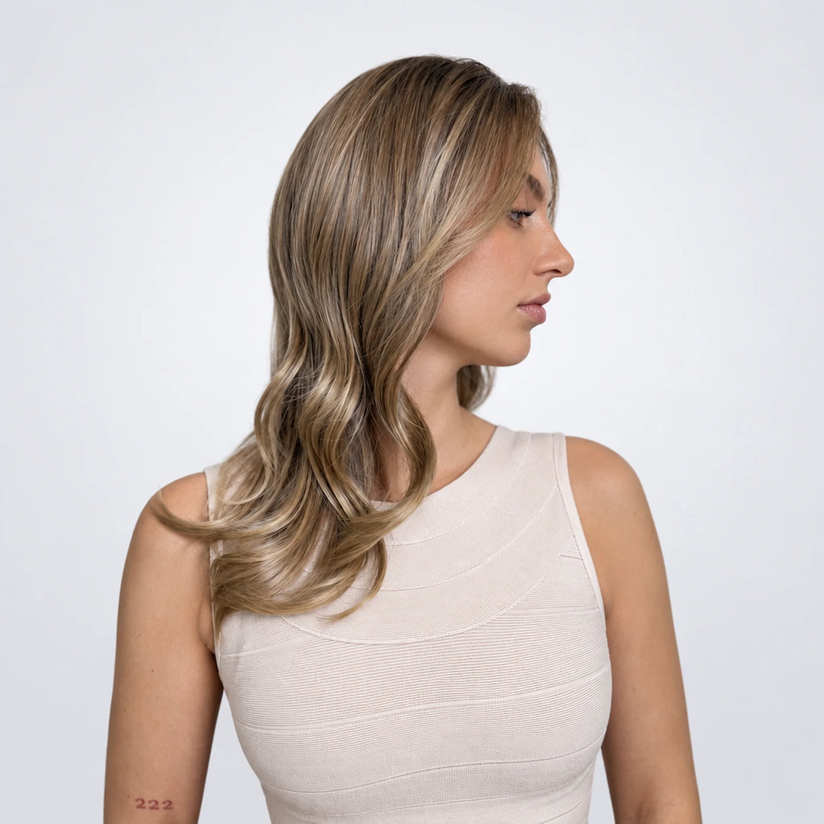 Love Vegan Syntetisk Peruk – Lace Front Plus