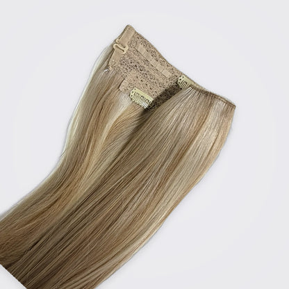 Luxury Halo Hairband – Rak i färg P18/60 Scandi Blonde, öppen vy med hairband och clips