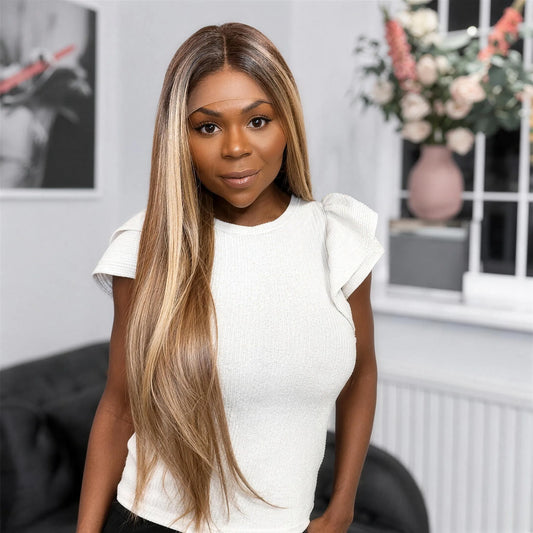 Saga Vegan Syntetisk Peruk – Lace Front Plus