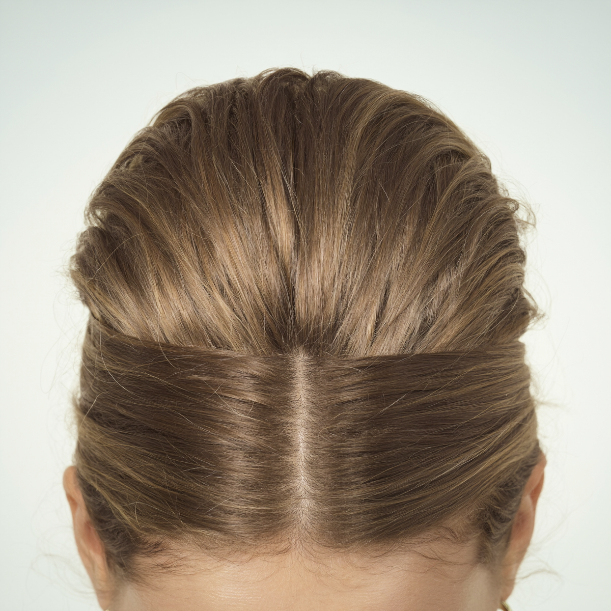 Hair topper som ger volym på toppen av huvudet