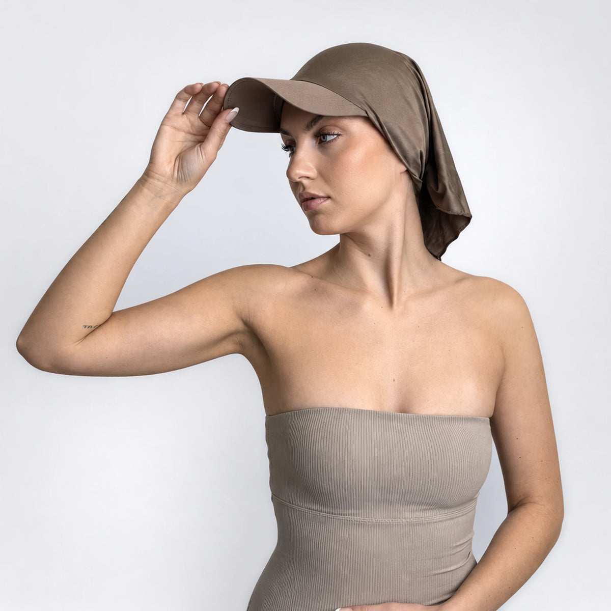 Turban med solskärm – beige