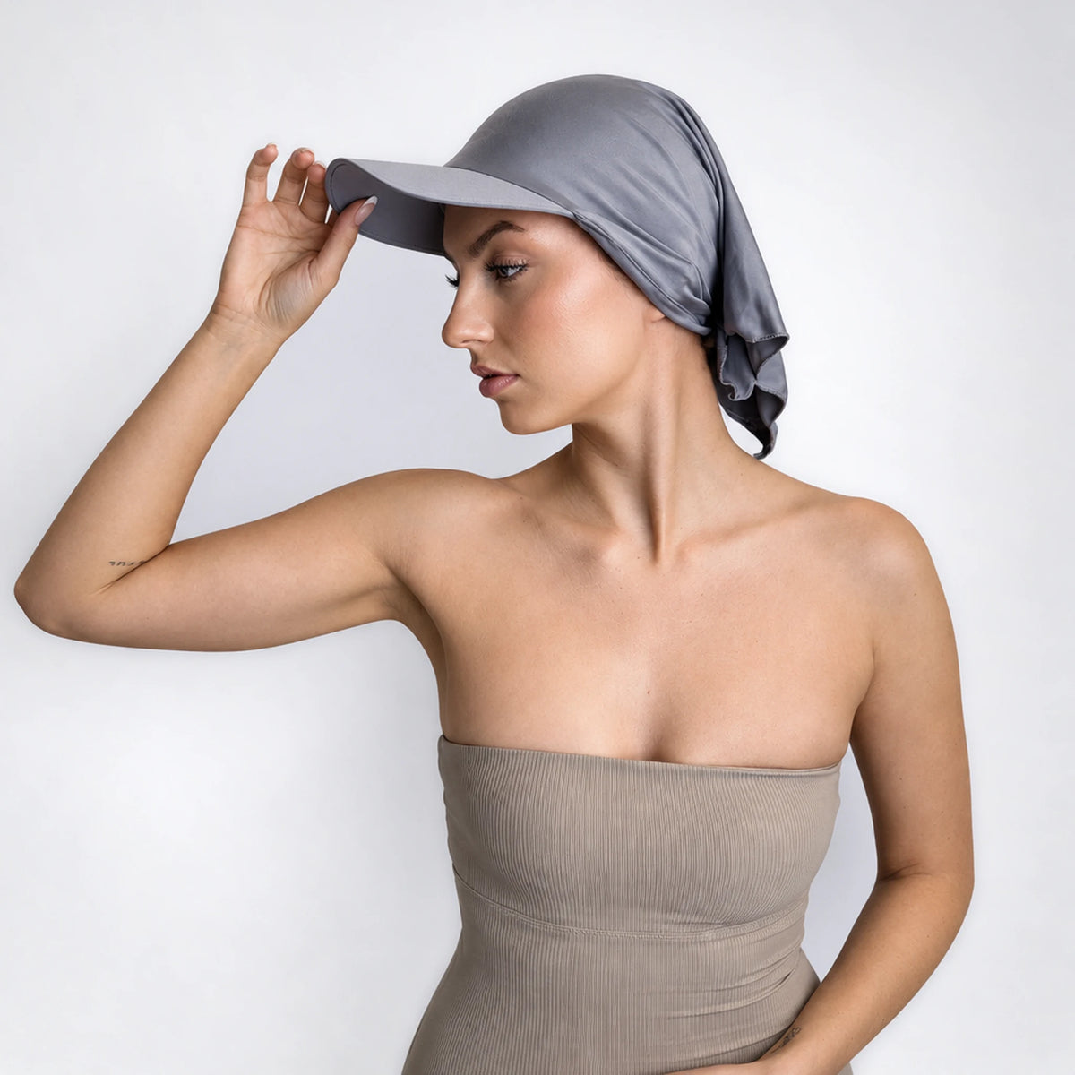 Turban med solskärm – grå
